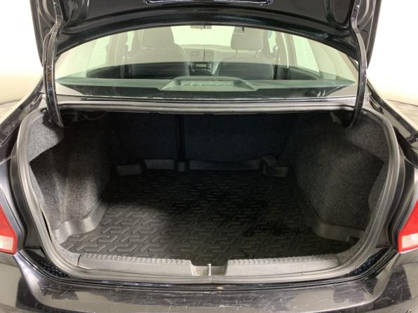 Volkswagen Polo V с пробегом 2012 года, цена 670 000 рублей, 220101 км, седан, Автокод Объявления