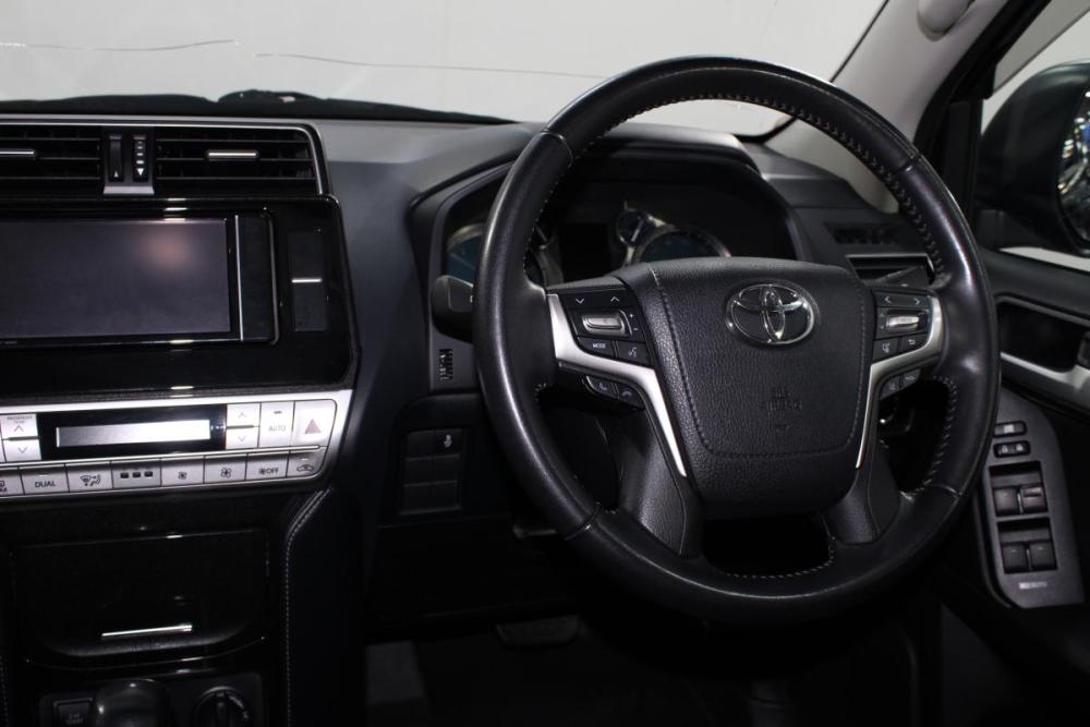 Toyota Land Cruiser Prado 150 Series Рестайлинг 3 Владивосток  - изображение 19