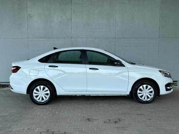 Lada (ВАЗ) Vesta I Рестайлинг (NG) с пробегом 2023 года, цена 1 100 000 рублей, 58000 км, седан, Автокод Объявления