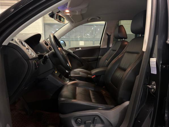 Volkswagen Tiguan I с пробегом 2010 года, цена 999 000 рублей, 202542 км, внедорожник, Автокод Объявления