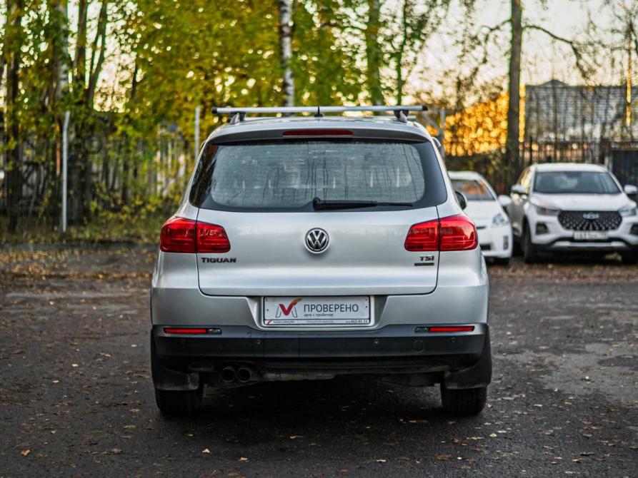 Volkswagen Tiguan I Рестайлинг Санкт-Петербург  - изображение 4