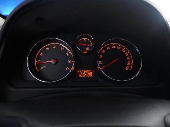 Opel Antara I Рестайлинг с пробегом 2014 года, цена 979 900 рублей, 166488 км, внедорожник, Автокод Объявления