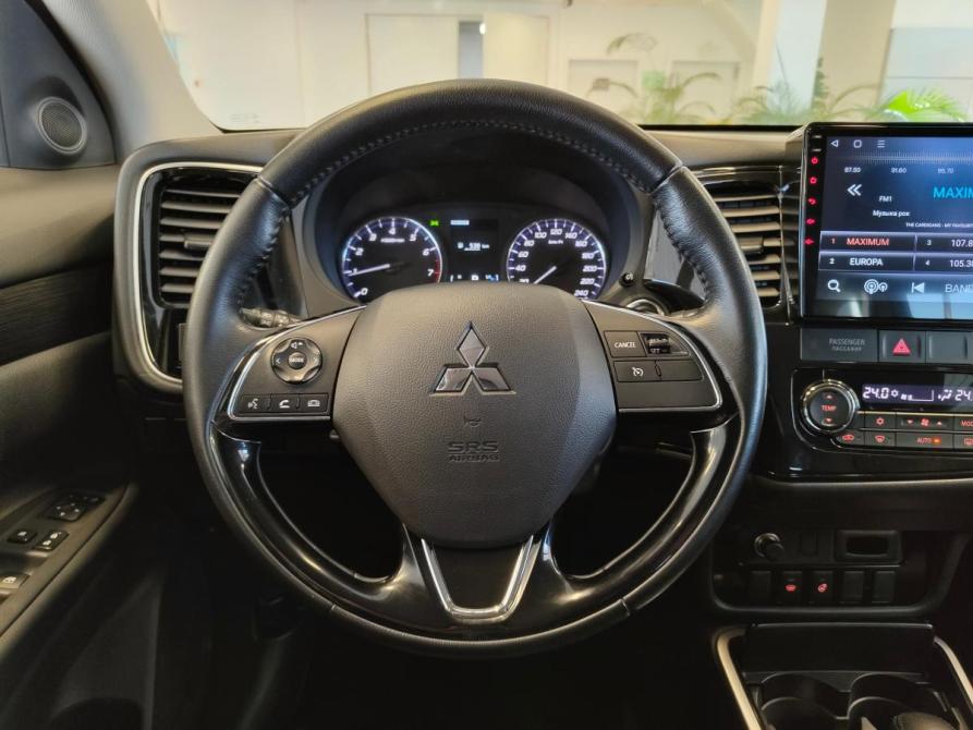 Mitsubishi Outlander III Рестайлинг 2 Санкт-Петербург  - изображение 15