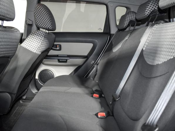 Kia Soul I Рестайлинг с пробегом 2013 года, цена 645 000 рублей, 291300 км, хэтчбек, Автокод Объявления