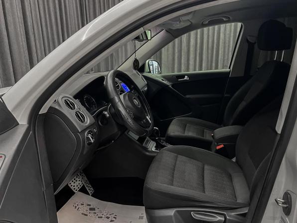 Volkswagen Tiguan I Рестайлинг с пробегом 2011 года, цена 1 200 000 рублей, 176843 км, внедорожник, Автокод Объявления