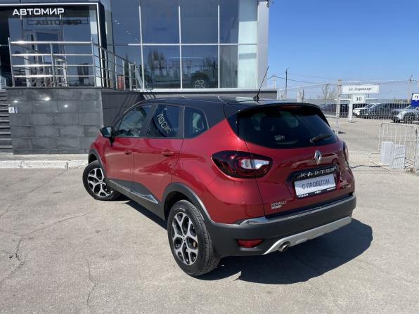 Renault Kaptur I с пробегом 2020 года, цена 1 800 000 рублей, 92135 км, внедорожник, Автокод Объявления