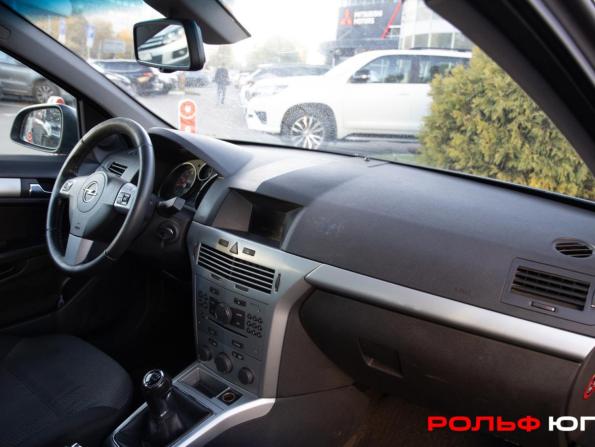 Opel Astra H Рестайлинг с пробегом 2009 года, цена 488 000 рублей, 307264 км, хэтчбек, Автокод Объявления