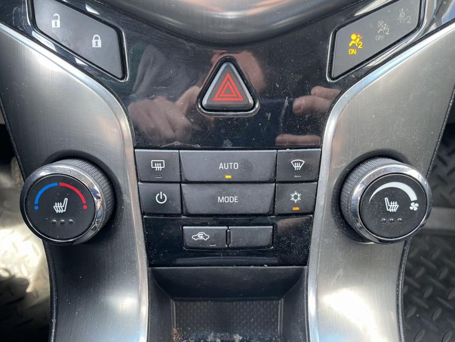 Chevrolet Cruze I Рестайлинг Москва  - изображение 16