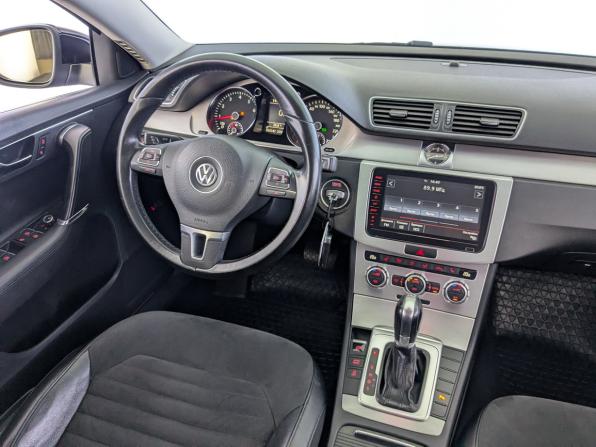 Volkswagen Passat B7 с пробегом 2012 года, цена 1 020 500 рублей, 202245 км, седан, Автокод Объявления