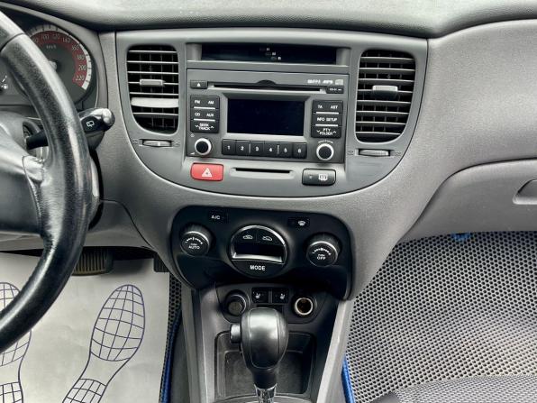Kia Rio II Рестайлинг с пробегом 2011 года, цена 470 000 рублей, 228308 км, хэтчбек, Автокод Объявления