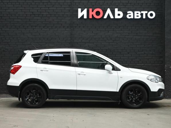 Suzuki SX4 II (S-Cross) Рестайлинг с пробегом 2017 года, цена 1 770 000 рублей, 101878 км, хэтчбек, Автокод Объявления