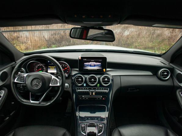 Mercedes-Benz C-Класс IV (W205) с пробегом 2015 года, цена 1 840 000 рублей, 211698 км, седан, Автокод Объявления