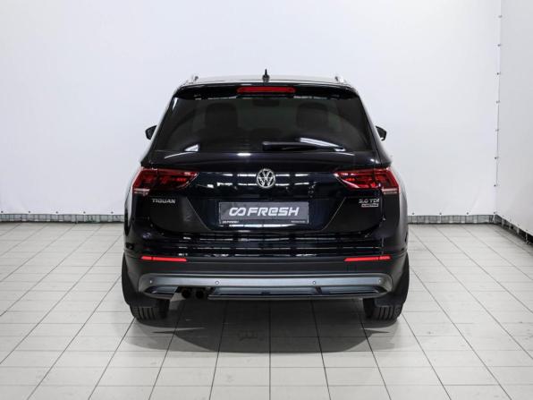 Volkswagen Tiguan II с пробегом 2017 года, цена 2 650 000 рублей, 172116 км, внедорожник, Автокод Объявления