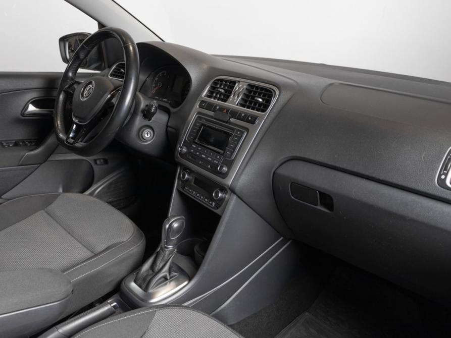 Volkswagen Polo V Рестайлинг Казань  - изображение 7