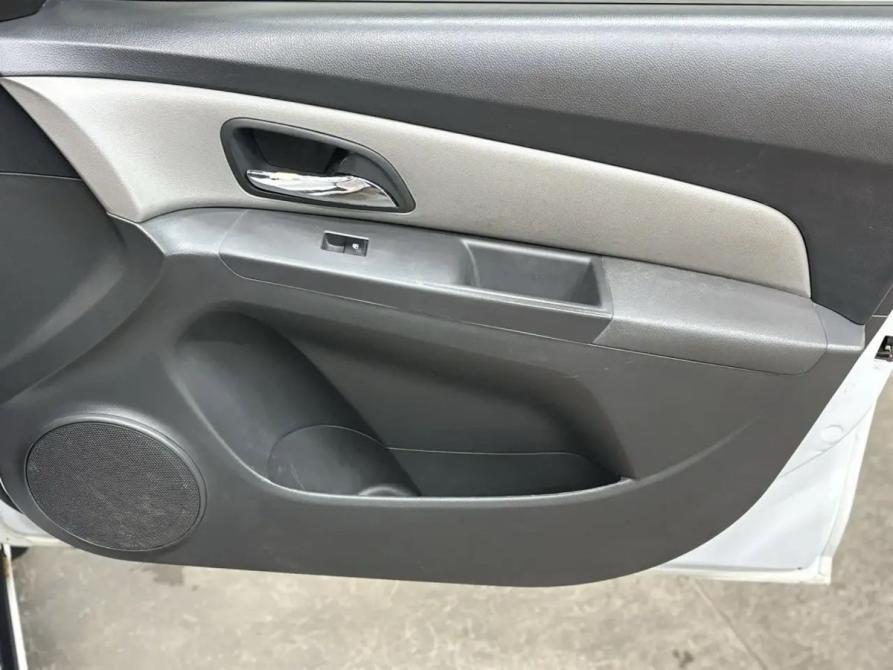 Chevrolet Cruze I Саратов  - изображение 12