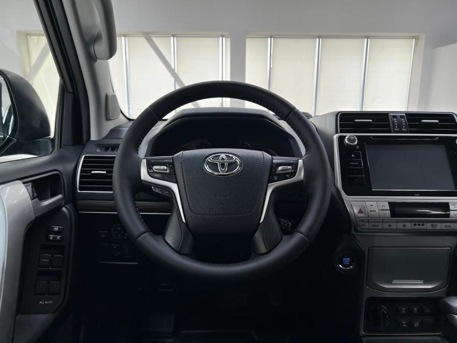 Toyota Land Cruiser Prado 150 Series Рестайлинг 2 Волгоград  - изображение 16