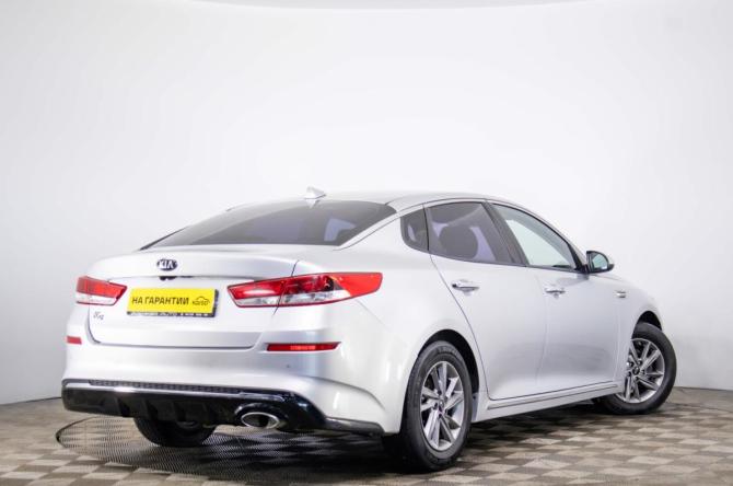 Kia K5 II с пробегом 2018 года, цена 1 999 000 рублей, 182890 км, седан, Автокод Объявления