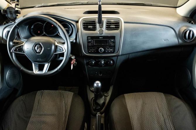 Renault Sandero II Рестайлинг с пробегом 2019 года, цена 1 000 000 рублей, 174583 км, хэтчбек, Автокод Объявления