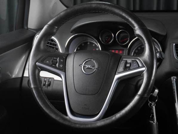 Opel Mokka I с пробегом 2014 года, цена 1 179 000 рублей, 85484 км, внедорожник, Автокод Объявления