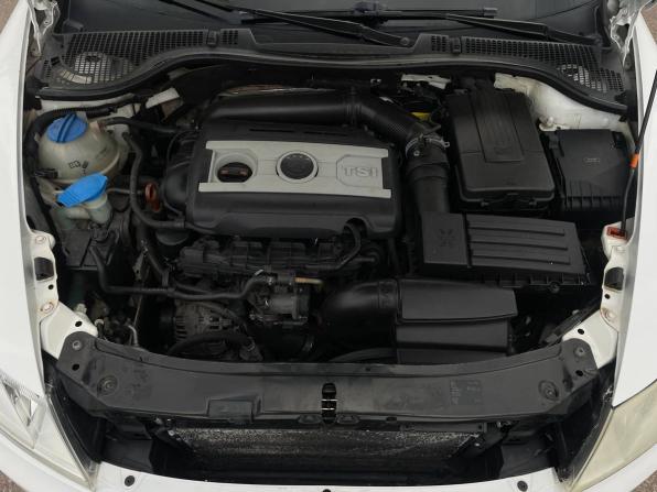 Skoda Octavia II (A5) Рестайлинг с пробегом 2012 года, цена 810 000 рублей, 239990 км, лифтбек, Автокод Объявления