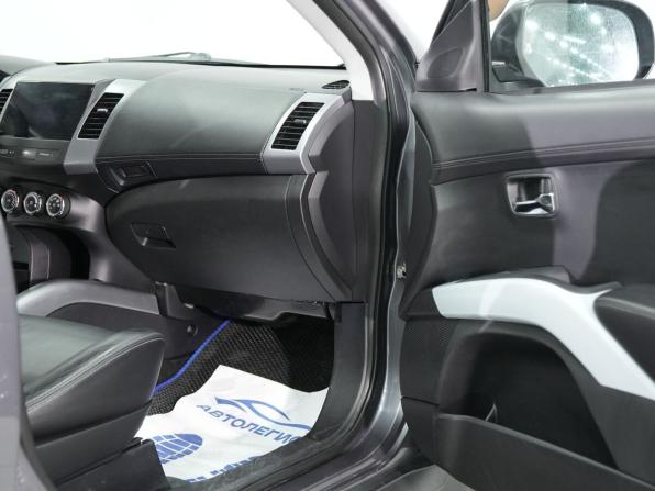 Mitsubishi Outlander II Рестайлинг с пробегом 2010 года, цена 1 315 000 рублей, 197205 км, внедорожник, Автокод Объявления