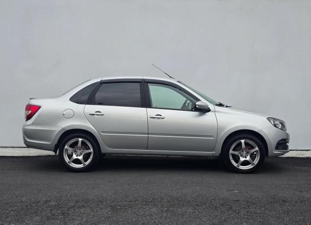 Lada (ВАЗ) Granta I Рестайлинг с пробегом 2024 года, цена 949 000 рублей, 41000 км, седан, Автокод Объявления