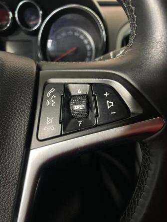 Opel Astra J Рестайлинг с пробегом 2013 года, цена 834 000 рублей, 172582 км, седан, Автокод Объявления