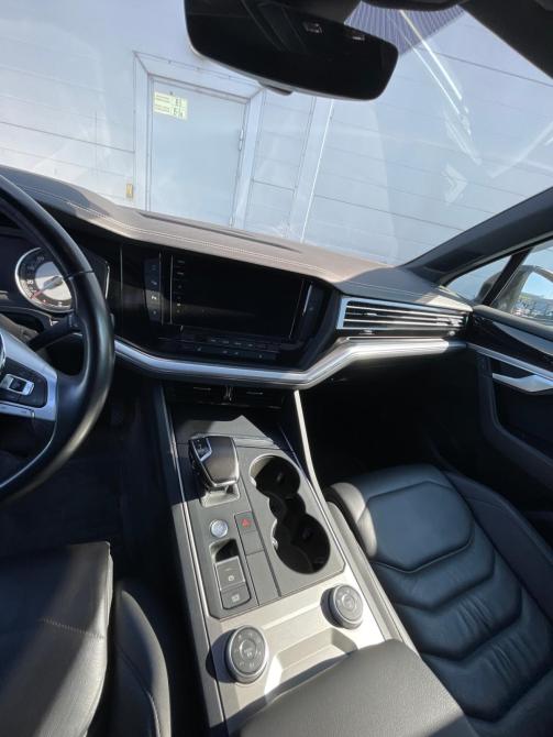 Volkswagen Touareg III Санкт-Петербург  - изображение 9