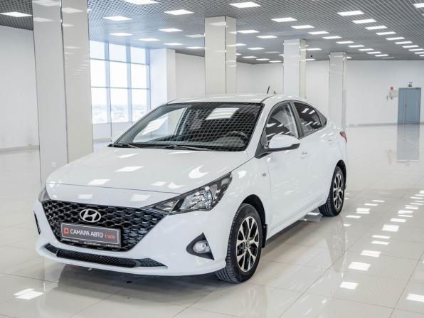 Hyundai Solaris II с пробегом 2019 года, цена 1 361 000 рублей, 102142 км, седан, Автокод Объявления