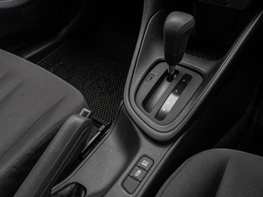 Toyota Yaris IV Краснодар  - изображение 12