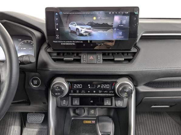 Toyota RAV4 V (XA50) с пробегом 2024 года, цена 4 000 000 рублей, 20000 км, внедорожник, Автокод Объявления