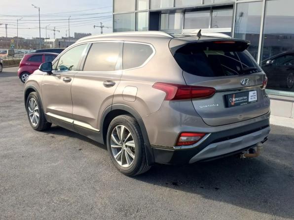 Hyundai Santa Fe IV с пробегом 2020 года, цена 2 595 000 рублей, 241105 км, внедорожник, Автокод Объявления