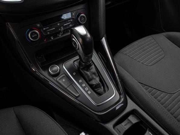 Ford Focus III Рестайлинг с пробегом 2015 года, цена 1 198 000 рублей, 234026 км, универсал, Автокод Объявления