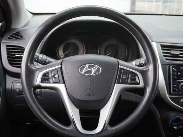Hyundai Solaris I с пробегом 2011 года, цена 630 000 рублей, 213461 км, седан, Автокод Объявления