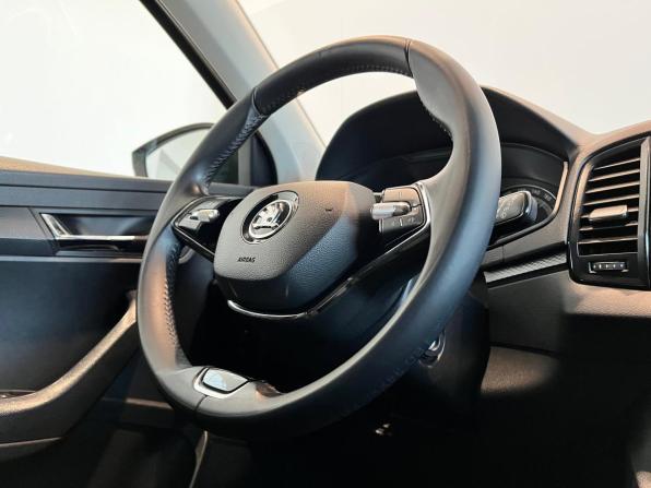 Skoda Karoq I с пробегом 2020 года, цена 2 299 000 рублей, 139662 км, внедорожник, Автокод Объявления