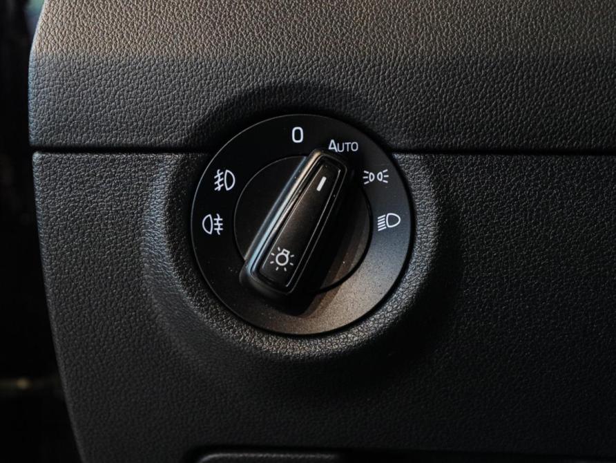 Skoda Octavia III (A7) Рестайлинг Москва  - изображение 18