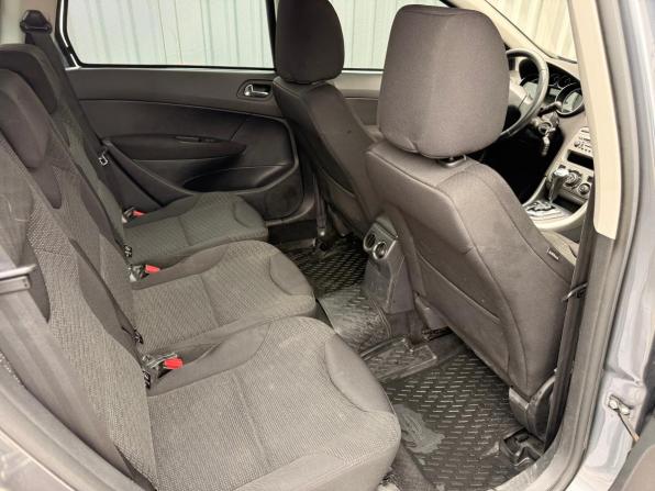 Peugeot 308 I с пробегом 2010 года, цена 388 000 рублей, 186400 км, универсал, Автокод Объявления