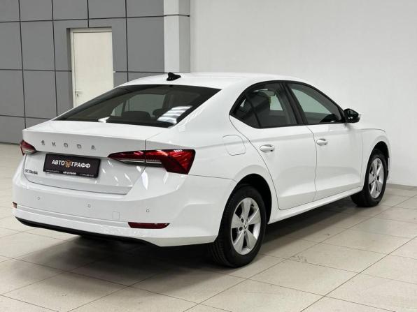 Skoda Octavia IV (A8) с пробегом 2021 года, цена 1 699 000 рублей, 51974 км, лифтбек, Автокод Объявления