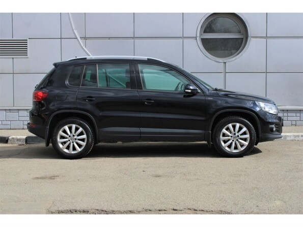 Volkswagen Tiguan I Рестайлинг с пробегом 2016 года, цена 1 455 000 рублей, 179176 км, offers.body_type.unknown, Автокод Объявления
