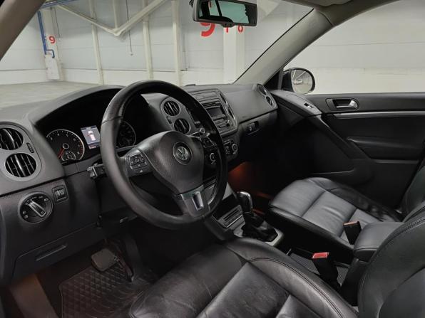 Volkswagen Tiguan I Рестайлинг с пробегом 2012 года, цена 1 299 000 рублей, 217782 км, внедорожник, Автокод Объявления