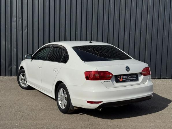 Volkswagen Jetta VI с пробегом 2014 года, цена 810 000 рублей, 210823 км, седан, Автокод Объявления
