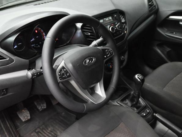 Lada (ВАЗ) Vesta I с пробегом 2018 года, цена 900 000 рублей, 195524 км, седан, Автокод Объявления