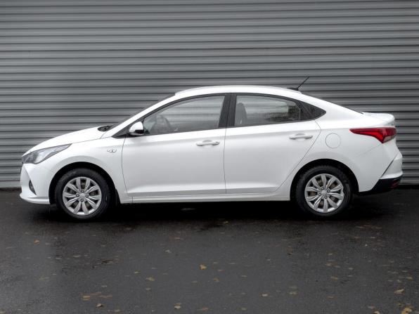 Hyundai Solaris II Рестайлинг с пробегом 2022 года, цена 1 520 000 рублей, 86180 км, седан, Автокод Объявления