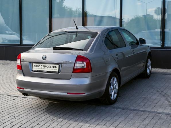 Skoda Octavia II (A5) Рестайлинг с пробегом 2013 года, цена 738 000 рублей, 244432 км, лифтбек, Автокод Объявления