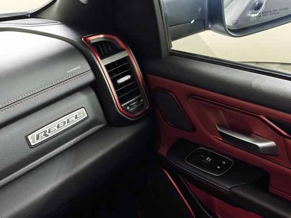Ram 1500 V с пробегом 2022 года, цена 7 249 000 рублей, 22733 км, offers.body_type.unknown, Автокод Объявления