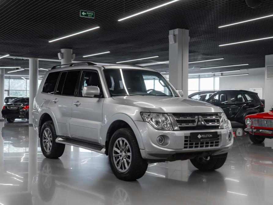 Mitsubishi Pajero IV Рестайлинг 1 Москва  - изображение 2