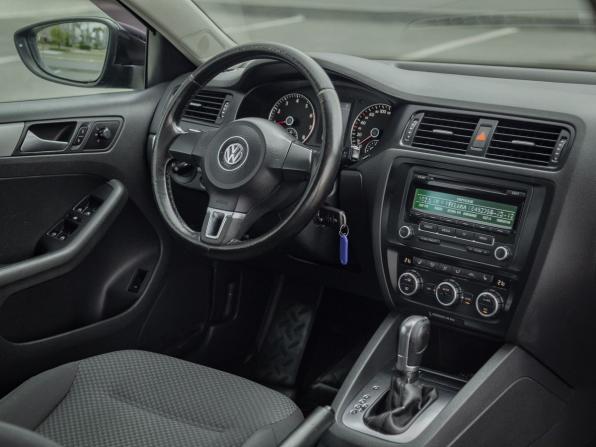Volkswagen Jetta VI с пробегом 2012 года, цена 890 000 рублей, 148000 км, седан, Автокод Объявления