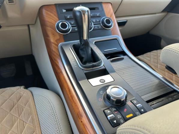 Land Rover Range Rover Sport I Рестайлинг с пробегом 2009 года, цена 1 770 000 рублей, 266511 км, внедорожник, Автокод Объявления