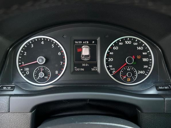 Volkswagen Tiguan I Рестайлинг с пробегом 2015 года, цена 1 800 000 рублей, 120075 км, внедорожник, Автокод Объявления