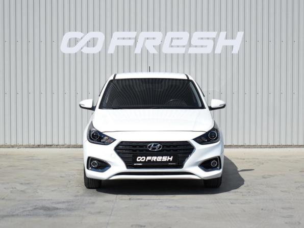 Hyundai Solaris II с пробегом 2017 года, цена 1 465 000 рублей, 54004 км, седан, Автокод Объявления